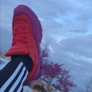 Meet your Posher, Warren